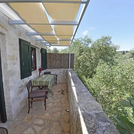 αδαμαντία Ξενοδοχείο με διαμερίσματα