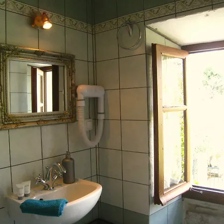 Adamantia Lägenhetshotell 3*