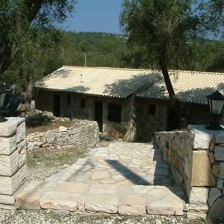 αδαμαντία Ξενοδοχείο με διαμερίσματα Γάιος