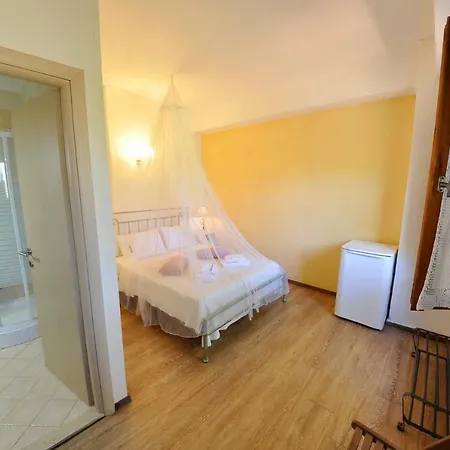 Adamantia 3* Gaios
