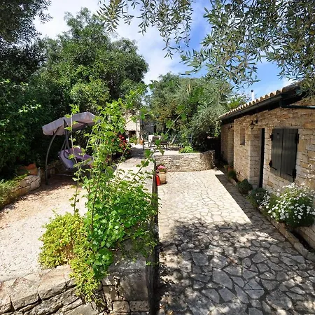 αδαμαντία Ξενοδοχείο με διαμερίσματα 3*